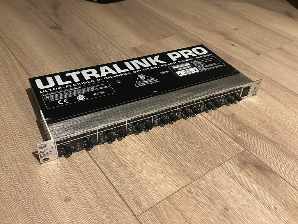 Behringer MX882, Ophalen of Verzenden, Zo goed als nieuw