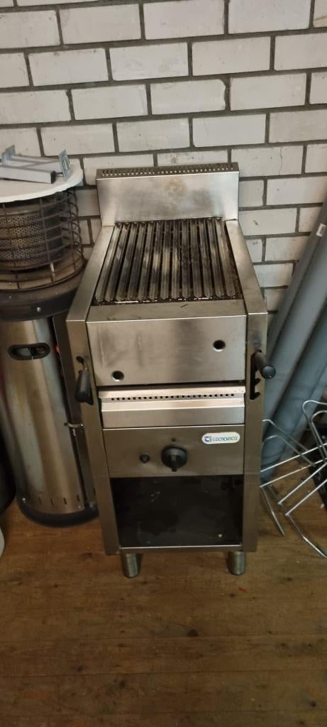 RVS Lavagrill met gas aansluiting - voor tuin of horeca, Ophalen of Verzenden, Vaatwasmachinebestendig, Zo goed als nieuw, Steengrill