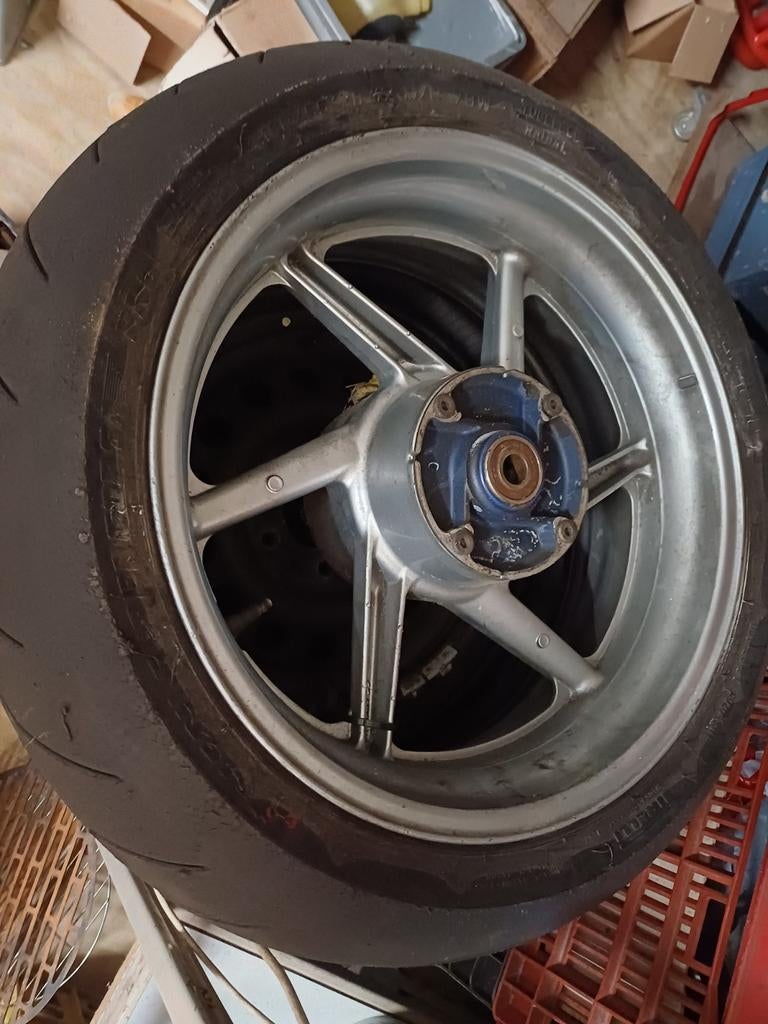 Achterwiel CBR900 RR Fireblade SC28, Ophalen of Verzenden