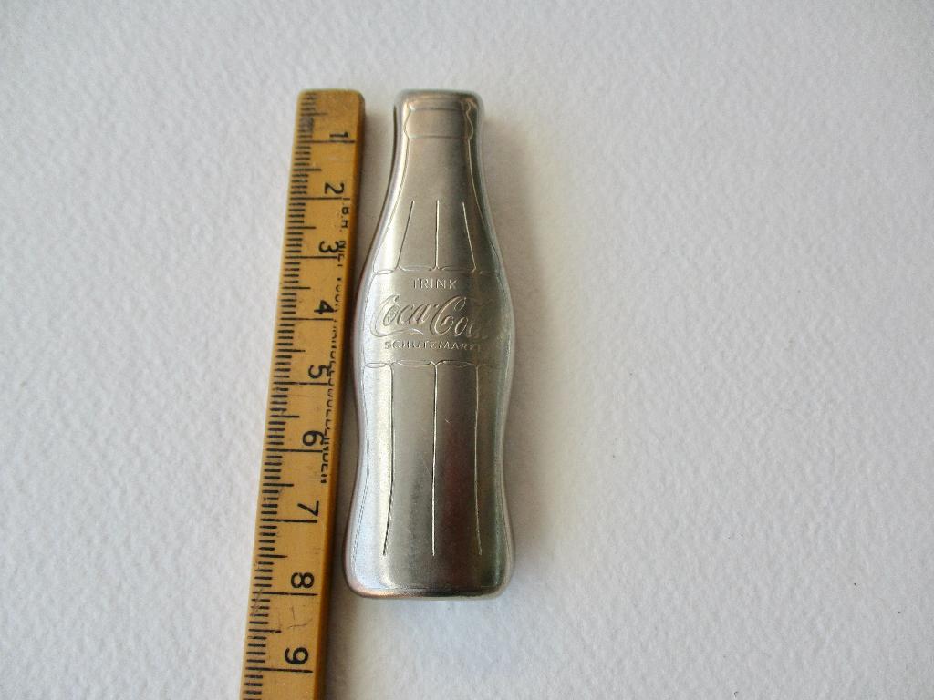 Coca-Cola fles opener, oudje van vroeger 8 cm. lang, Verzenden, Gebruikt