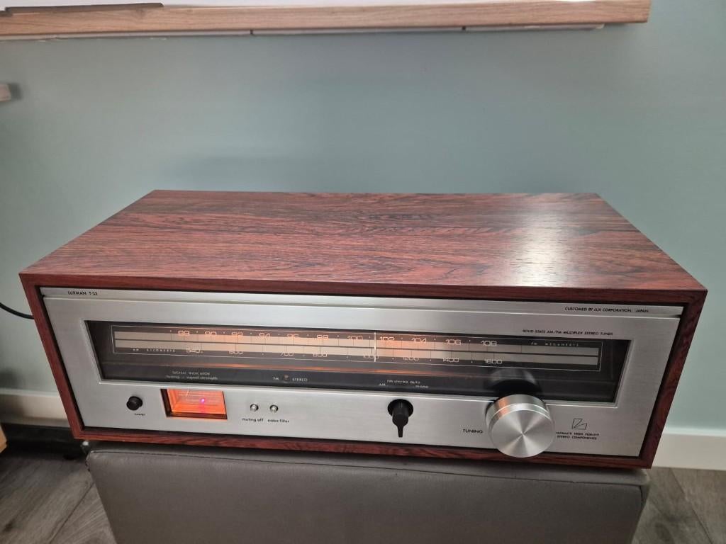 Uniek! Luxman T-33 Tuner met aankoopbon 1977 + Handleiding, Audio, Tv en Foto, Tuners, Zo goed als nieuw, Analoog, Ophalen