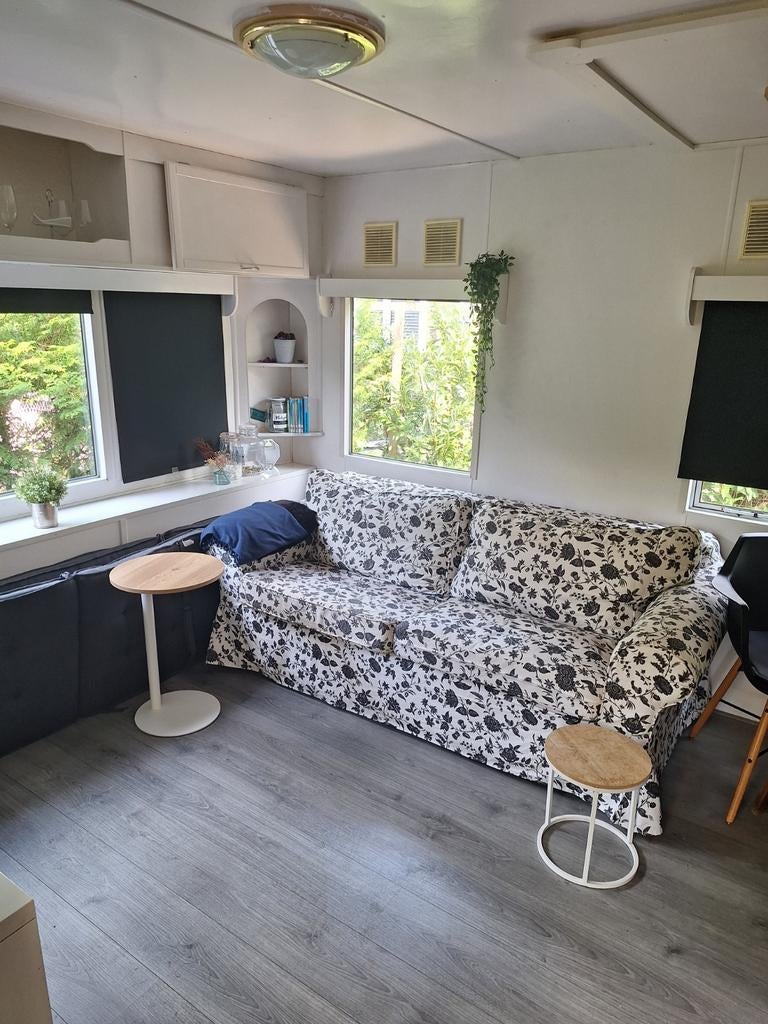 Stacaravan te koop - Inboedel inbegrepen!, Huis en Inrichting, Banken | Bankstellen, Gebruikt, Rechte bank, Vierpersoons of meer