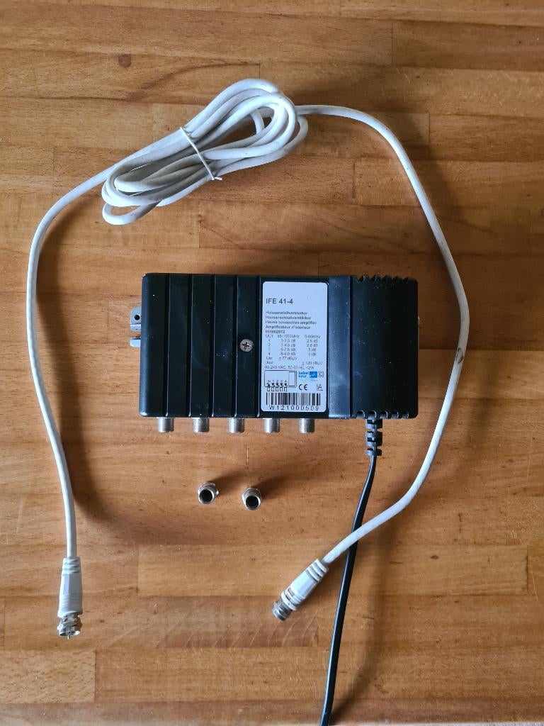 TV Antenne signaal versterker, Ophalen of Verzenden, Gebruikt