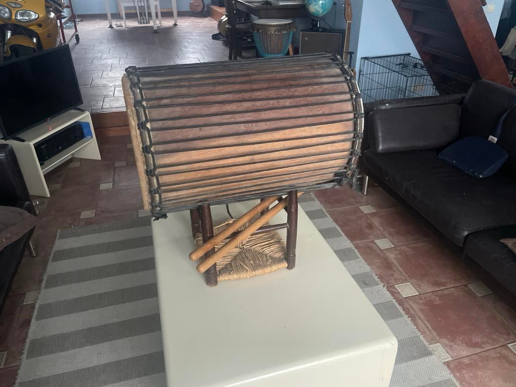 Doundoun 60 x 30 Senegal ook klein percussie spul Zie foto’s, Ophalen of Verzenden, Gebruikt, Trommel