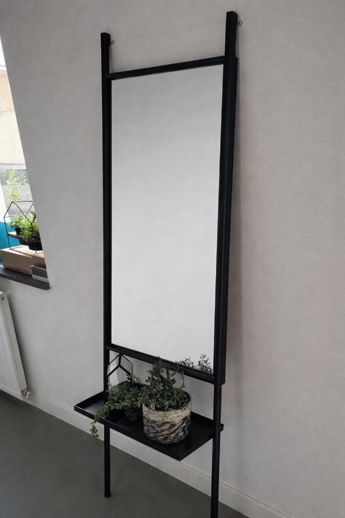 Staande zwarte Spiegel, Huis en Inrichting, Woonaccessoires | Spiegels, Ophalen, Minder dan 50 cm, Zo goed als nieuw, 150 tot 200 cm