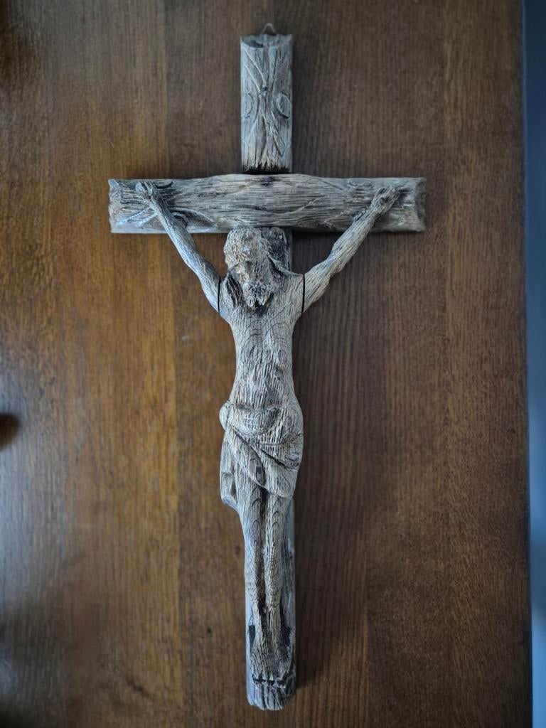 Houten kruisbeeld, 47cm hoog, Ophalen of Verzenden