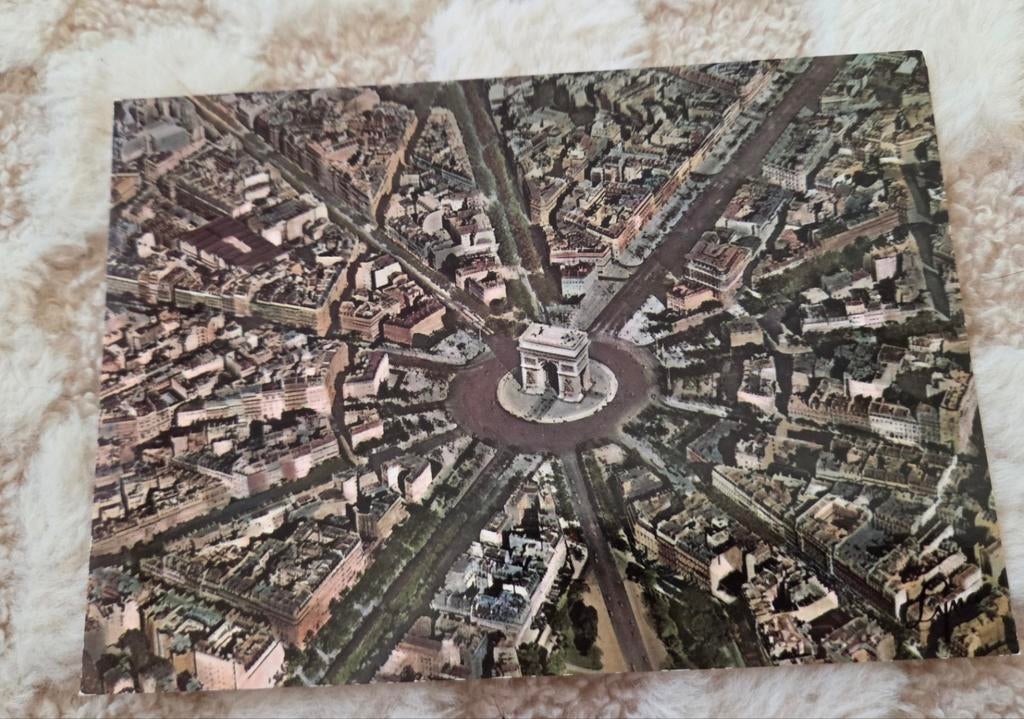 Luchtfoto van de Place Charles de Gaulle - Parijs, Verzenden, 1980 tot heden, Ongelopen, Frankrijk