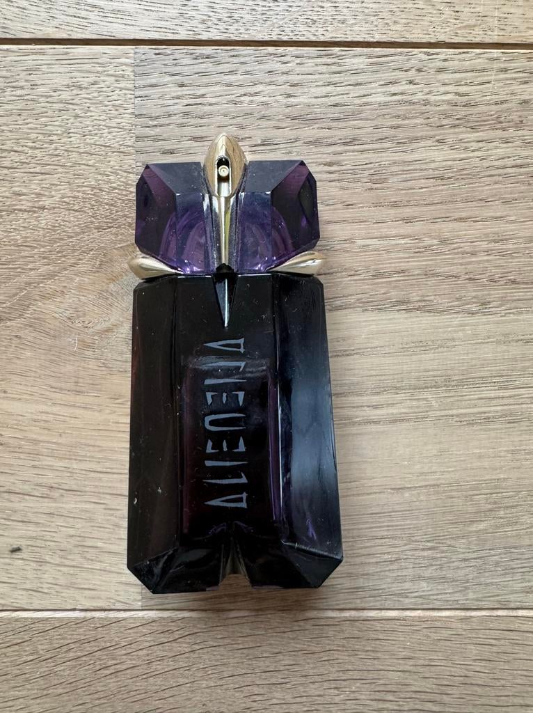 Alien Eau de Parfum 60ml - Gebruikt, Ophalen of Verzenden, Gebruikt