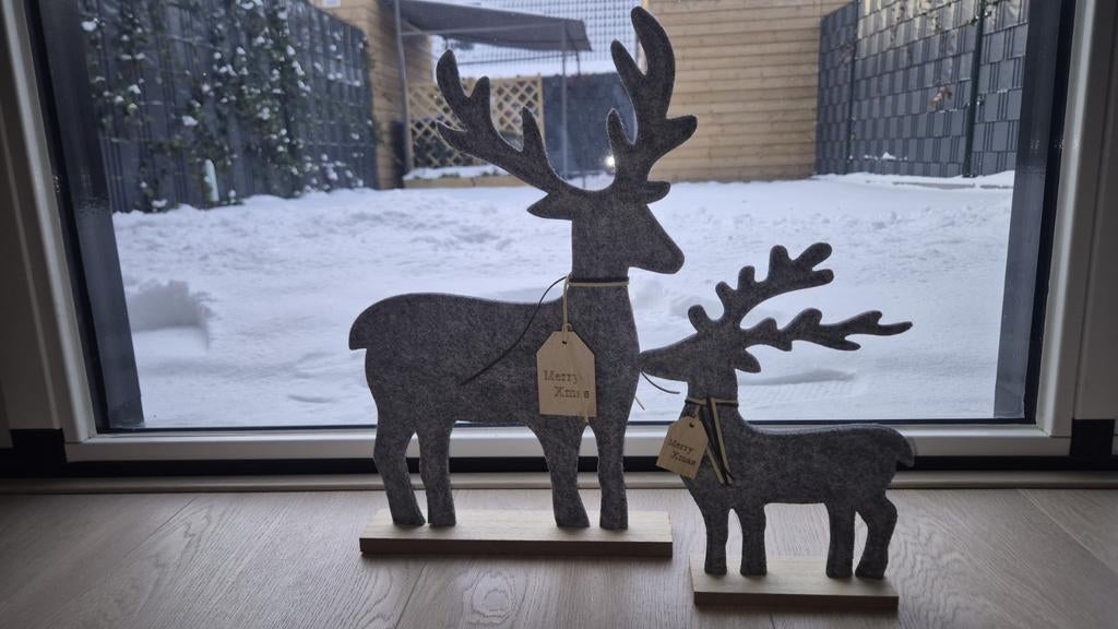 2 rendieren grijs op hout, Diversen, Kerst, Ophalen of Verzenden, Nieuw