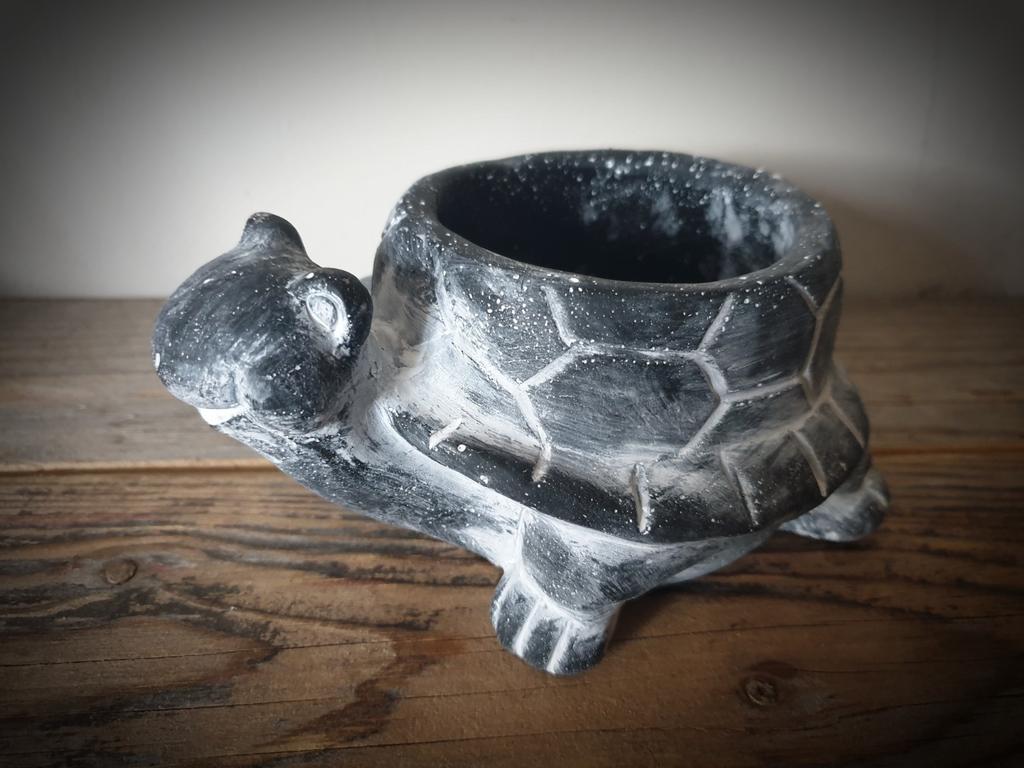 Nieuwe Bloempot schildpad, Tuin en Terras, Bloempotten, Nieuw, Ophalen of Verzenden, Balkon, Overige vormen