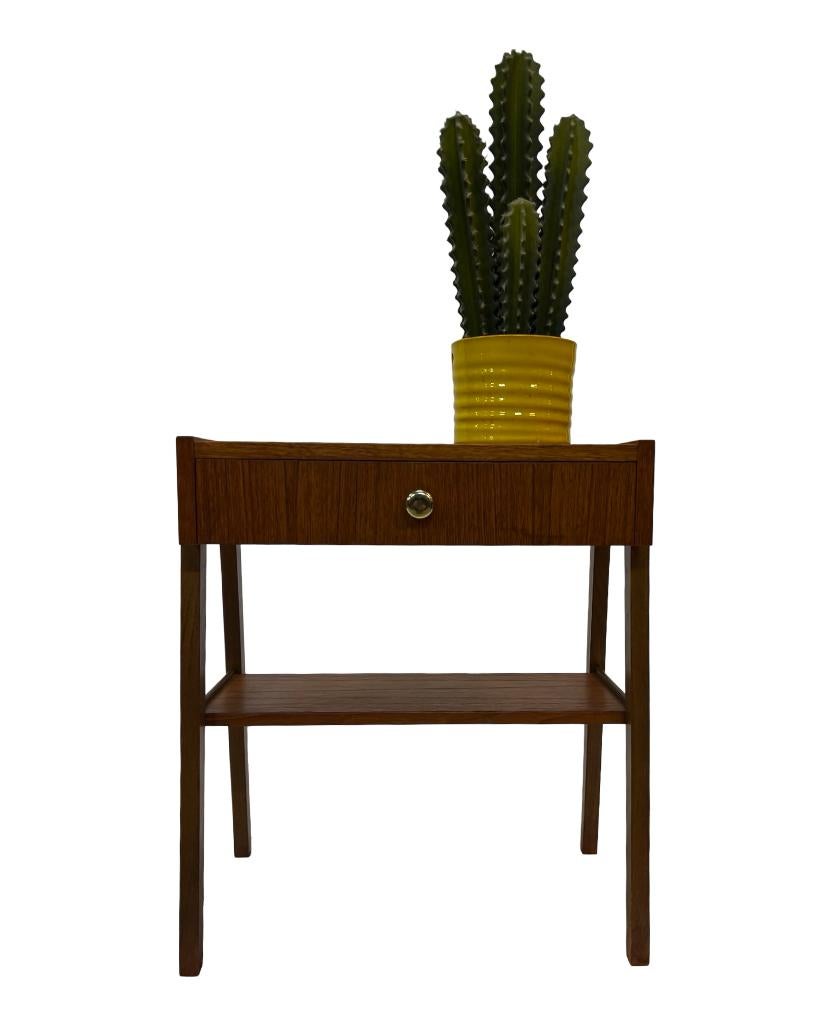 Vintage Compact Kastje Nachtkastje Teak Fineer Jaren 60, Gebruikt, Minder dan 45 cm, Vintage, Vintage