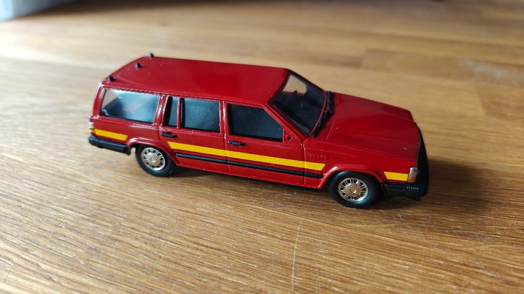 Volvo 740 Estate Fire Chief Robeddie (RE 34c), Ophalen, Zo goed als nieuw, Auto, Overige merken