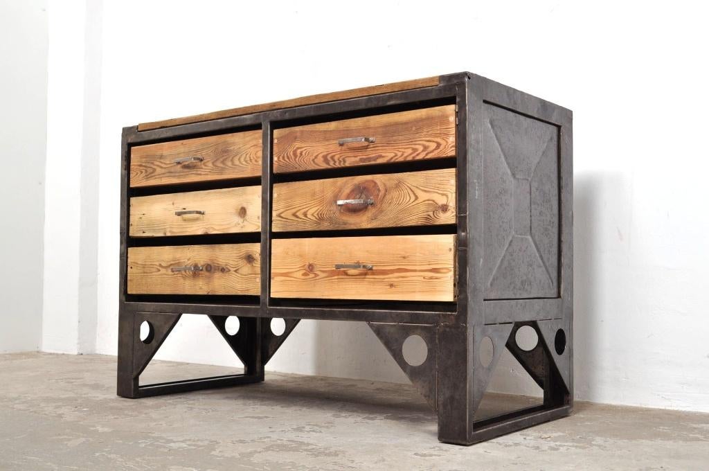 Vintage industriële werkbank ladekast dressoir kookeiland