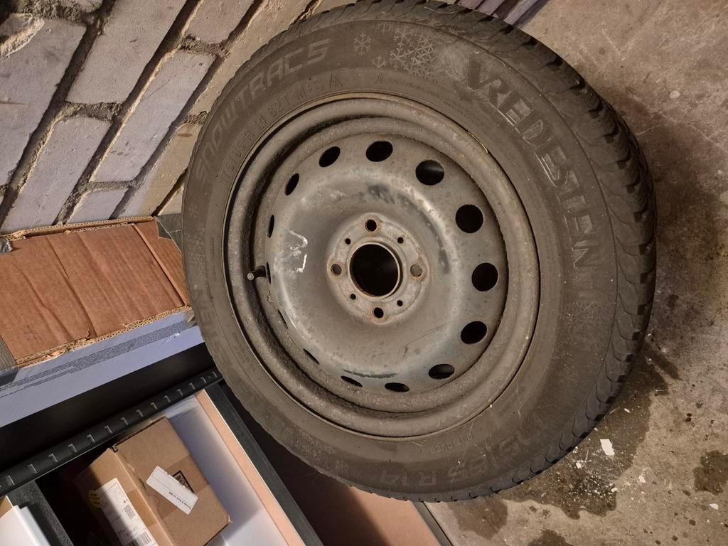 Winterbanden 175/65 R14, Auto-onderdelen, Banden en Velgen, Ophalen, 14 inch, 175 mm, Banden en Velgen