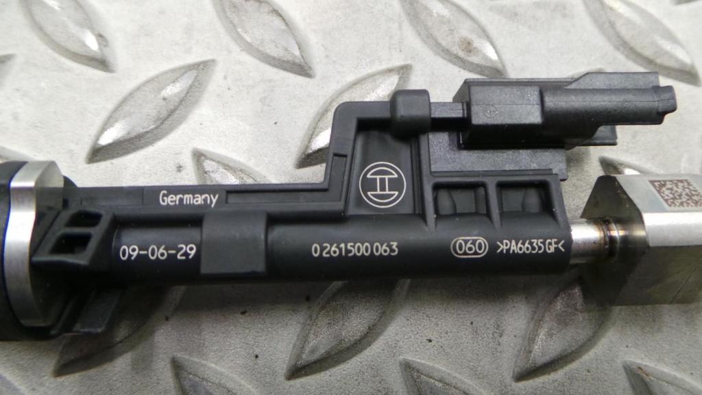 BMW 5 SERIES BRANDSTOF INJECTOR / VERSTUIVER 2010, Ophalen of Verzenden, Gebruikt, Stiba lid