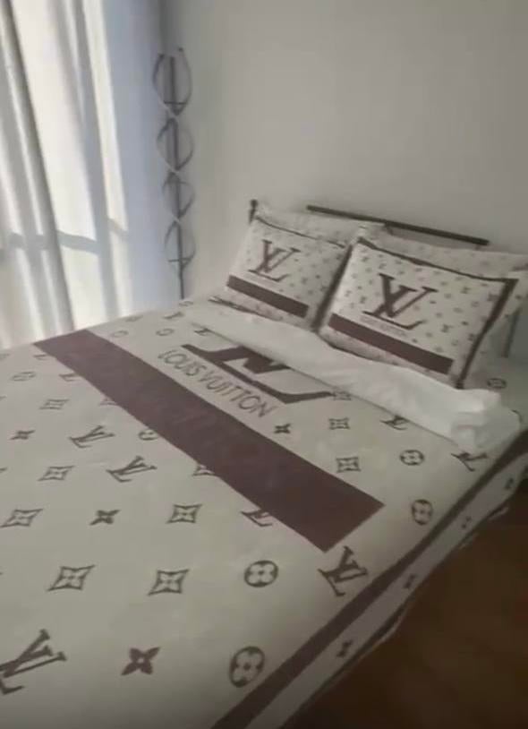 Bed, Ophalen of Verzenden, Zo goed als nieuw, Eenpersoons, Kussen