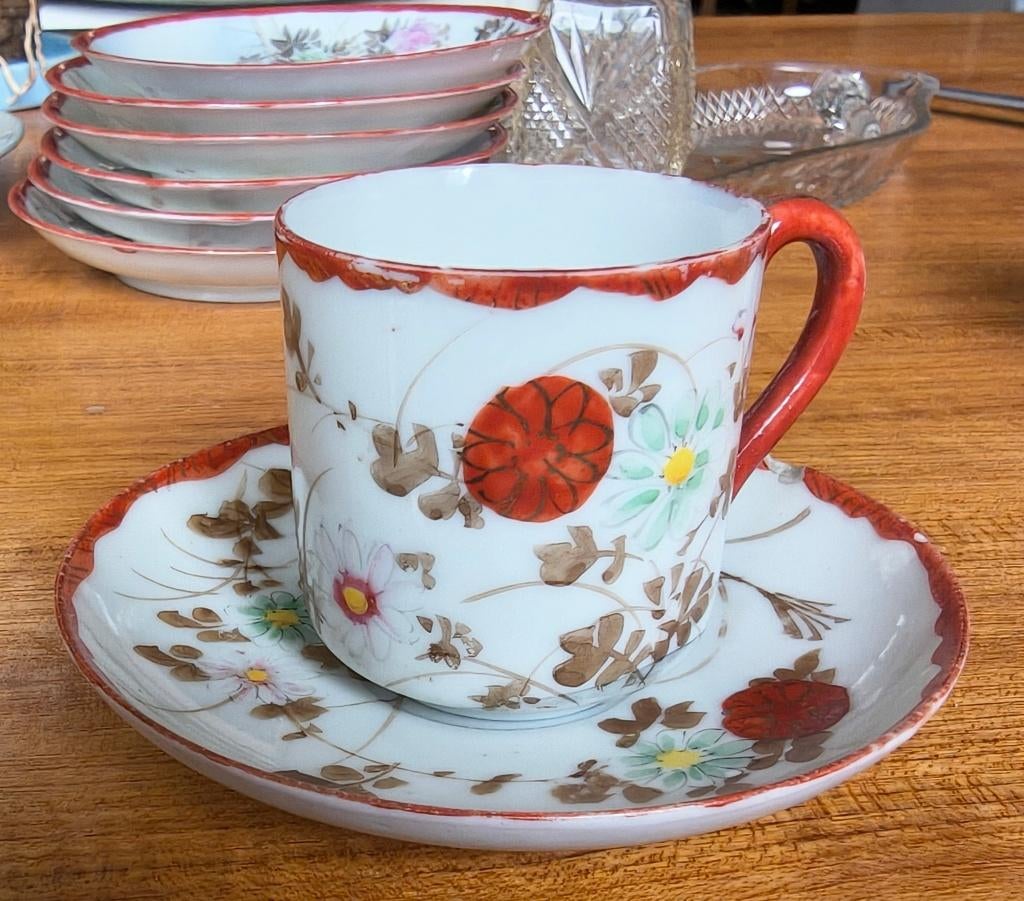 Japans porseleinen kop en en schotel, Antiek en Kunst, Antiek | Porselein, Ophalen of Verzenden