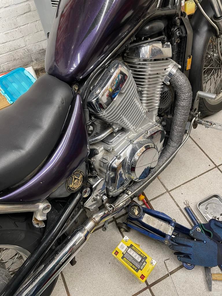 Suzuki VS 700 Intruder Bobber, belastingvrij, Particulier, Gebruikt, Chopper