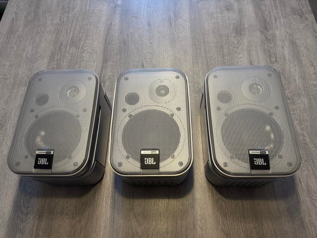 3x JBL Control One Zilver - Professioneel gereviseerd, Audio, Tv en Foto, Luidsprekers, Gebruikt, JBL, Verzenden, Surroundset zonder subwoofer