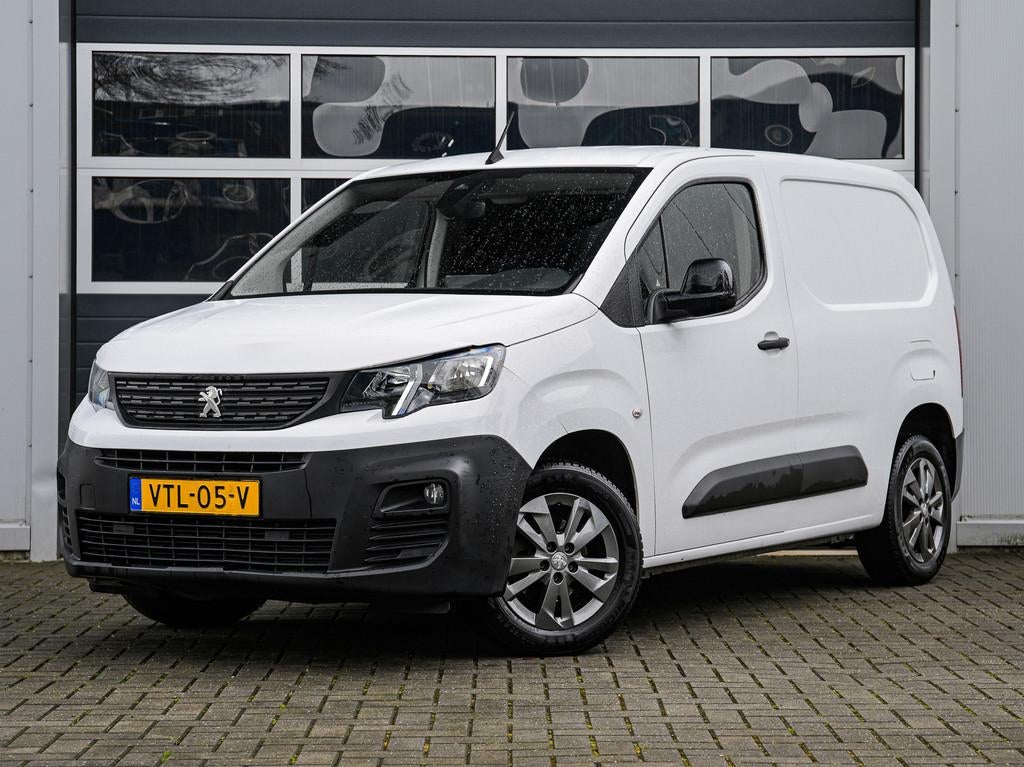 Peugeot Partner 1.5 BlueHDi 100 S&S L1 | 1ste eig. | Carplay, Voorwielaandrijving, Stof, Gebruikt, Wit