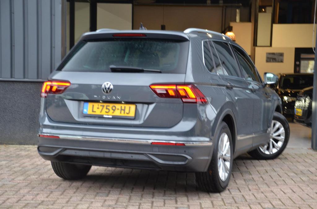 Volkswagen Tiguan 1.5 TSI Life Busin. Virt. Dash|Pano|CarPla, 1441 kg, Stof, Euro 6, 4 cilinders