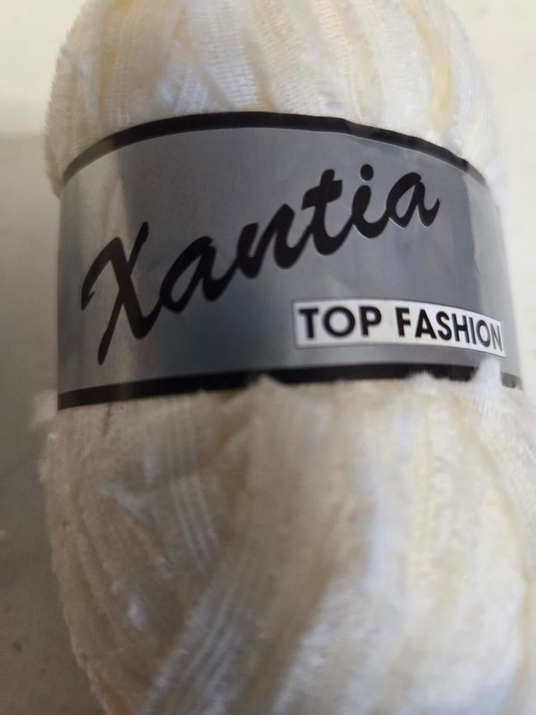 Zolderopruiming 10 bol lammy yarns Xantia ofwhite nld 4 5, Hobby en Vrije tijd, Breien en Haken, Ophalen of Verzenden, Breien of Haken