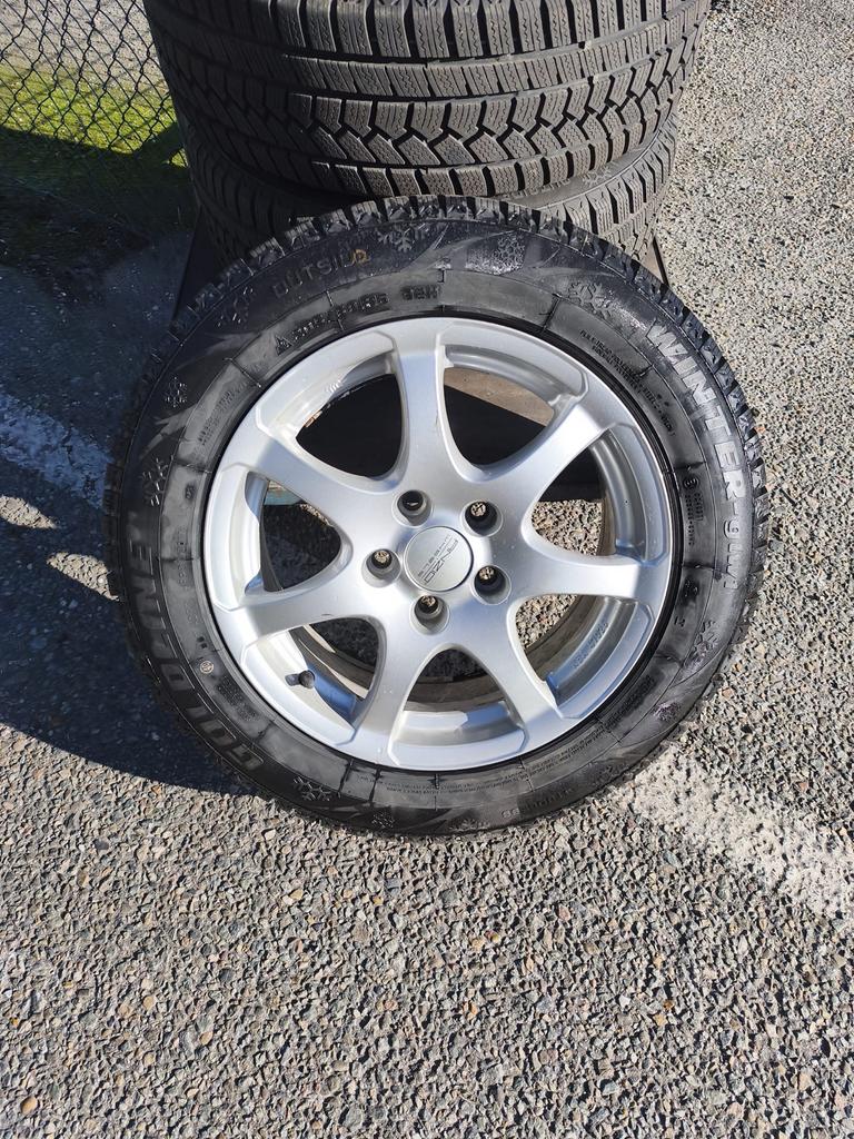 Winterwielen Toyota Prius+ 16 inch met velgen, Ophalen, Gebruikt, 16 inch, Banden en Velgen