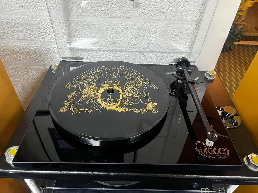 Rega Queen Limited Edition platenspeler, Audio, Tv en Foto, Overige merken, Ophalen of Verzenden, Zo goed als nieuw, N.v.t