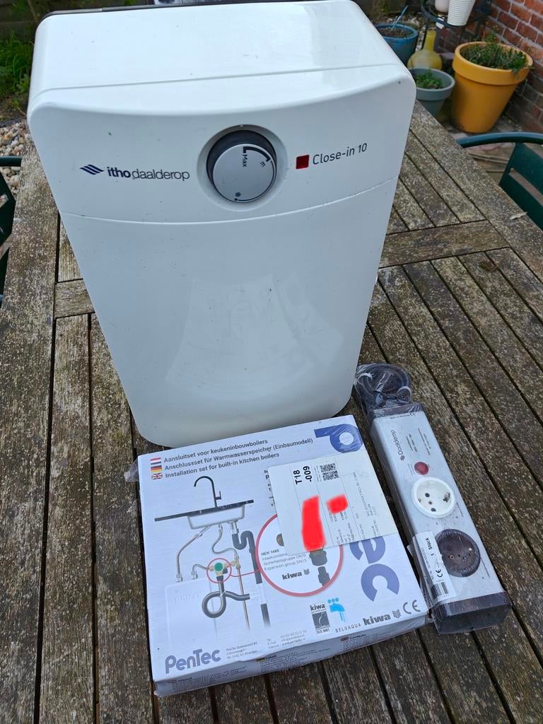 Itho Daalderop Close-in 10 boiler compleet, Zo goed als nieuw, Minder dan 20 liter, Onbekend, Boiler