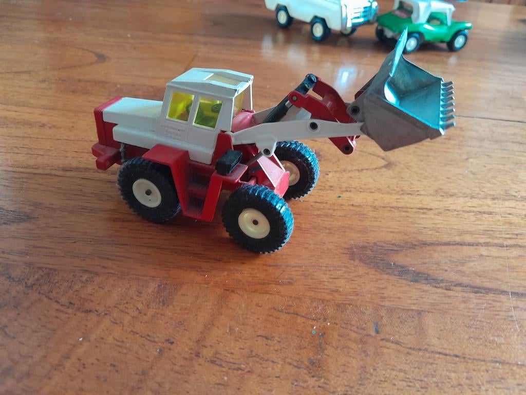 Siku? Rode speelgoed shovel, Ophalen of Verzenden, Tractor of Landbouw