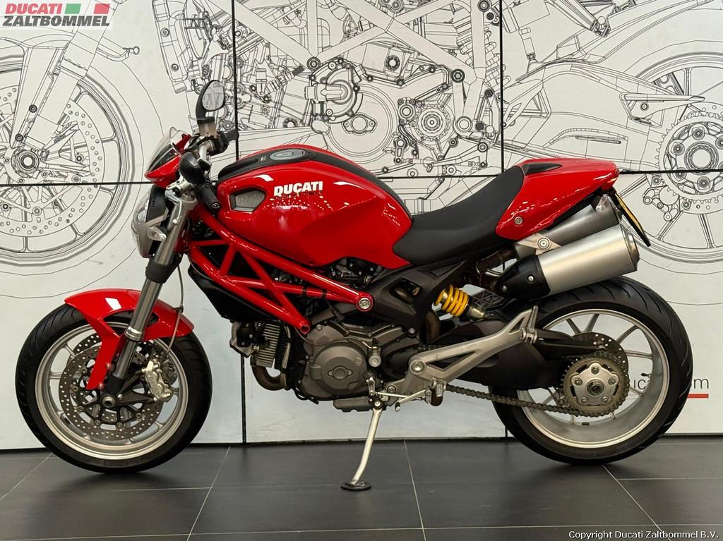 Ducati MONSTER 1100 (bj 2009) - foto 3