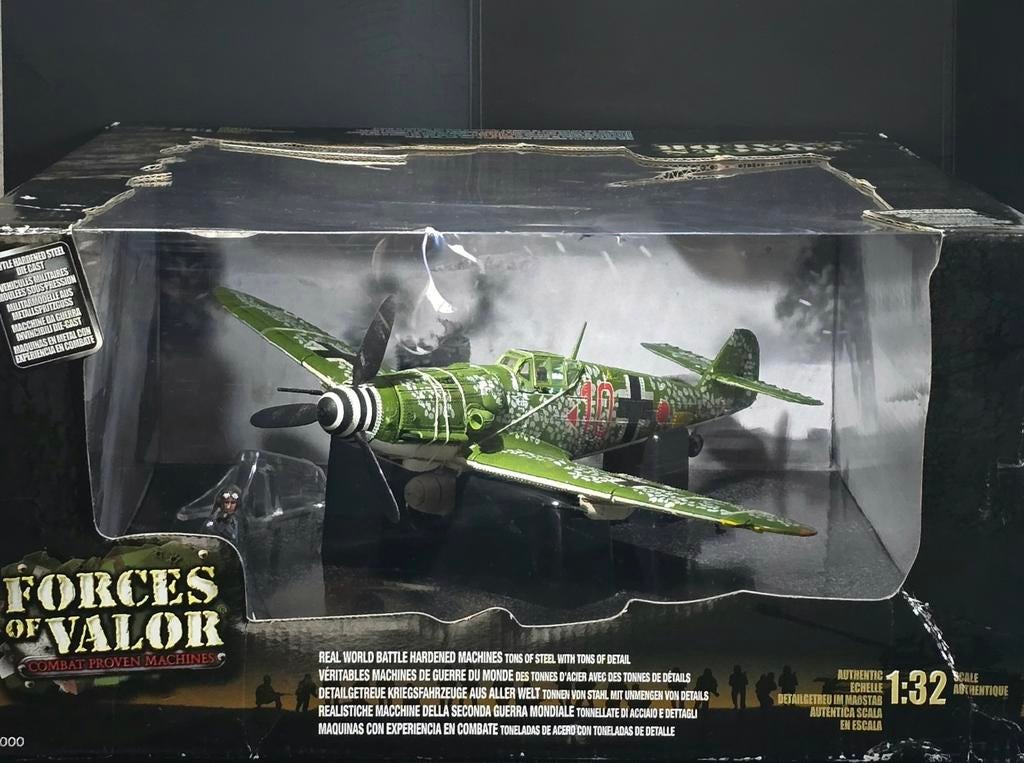 Messerschmitt Bf 109G - Forces of Valor WW2, Zo goed als nieuw, Groter dan 1:72, Vliegtuig, Ophalen