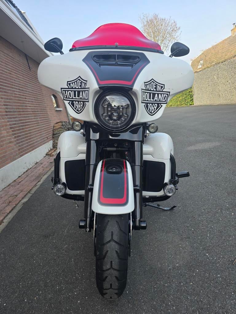 Harley-Davidson CVO Street Glide - inruil mogelijk, Motoren, Motoren | Harley-Davidson, Particulier