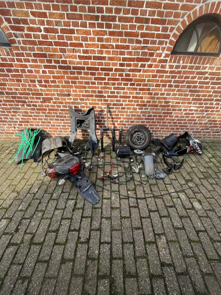 Sym orbit en crox onderdelen, Ophalen of Verzenden, Gebruikt, Overige typen, SYM