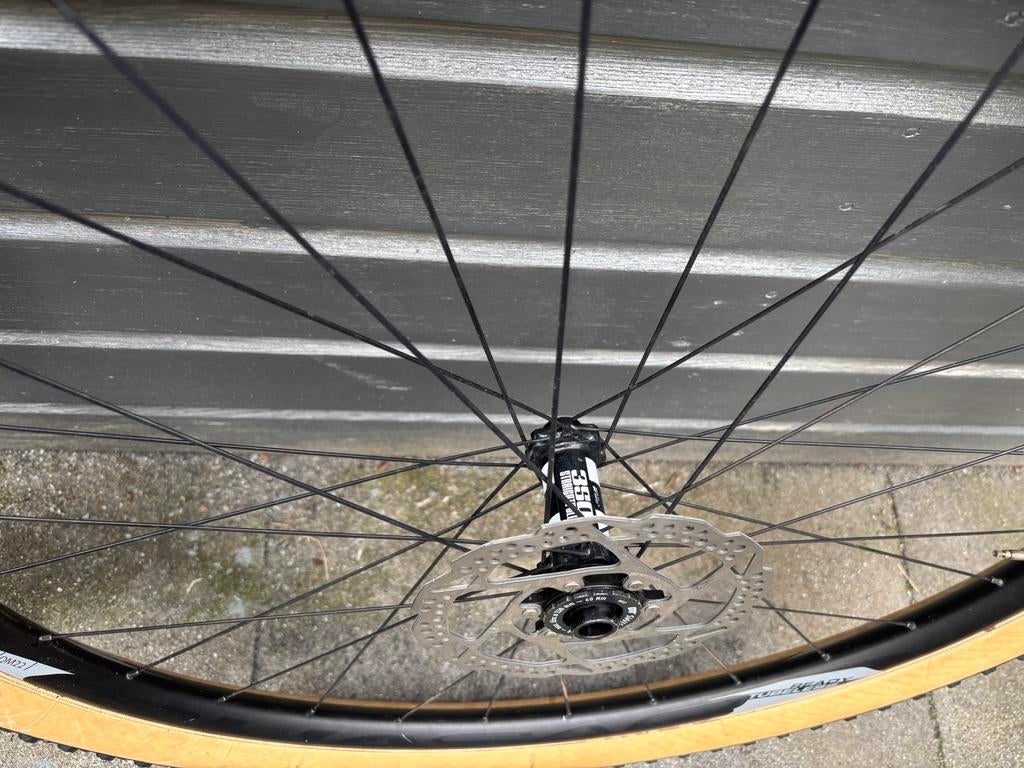 Quasar DT Swiss Tubeless Wielset - Zo goed als nieuw, Ophalen, Gebruikt, Algemeen, Wiel