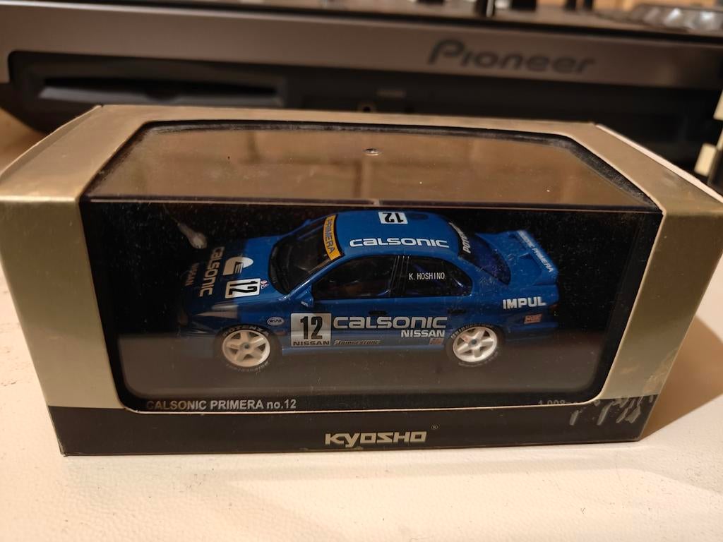 Kyosho Nissan Primera P10 Calsonic JTC 1/43, Ophalen of Verzenden, Gebruikt, Auto, Kyosho