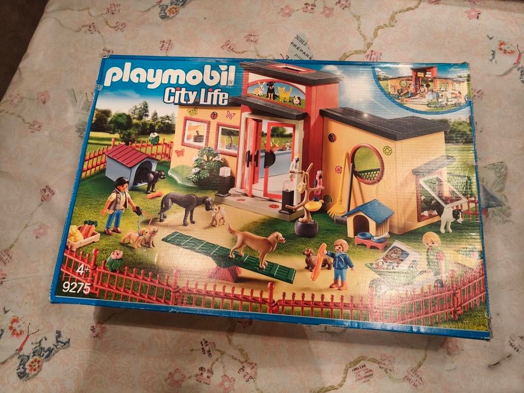 Playmobil 9275 Dierenpension - Zo goed als nieuw, Ophalen of Verzenden, Complete set