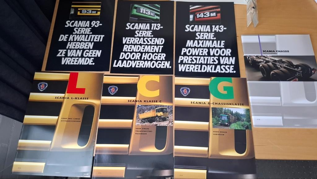 Brochures Scania 93, 113, 143, L, C, G klasse, chassis, Ophalen of Verzenden, Zo goed als nieuw