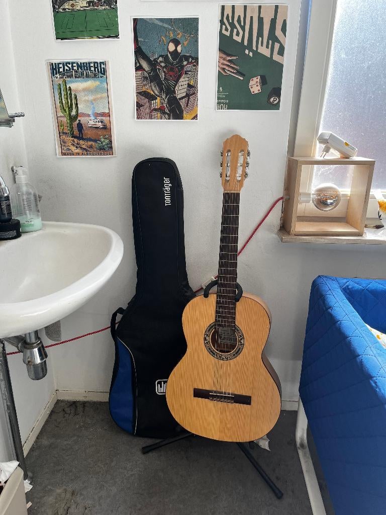 Carl Hellweg Klassieke Gitaar, Ophalen, Zo goed als nieuw, Klassieke of Spaanse gitaar, Met koffer