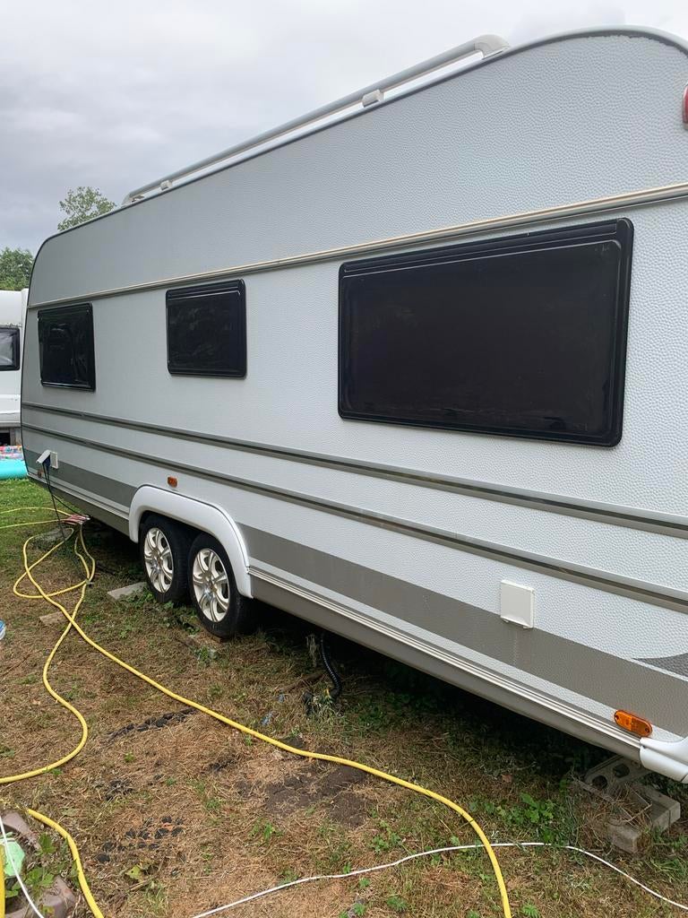 Tabbert Caravan 640 cm en Comfortabel! Met ingebouwde airco, Tabbert, Frans bed, Particulier, 5 tot 6 meter