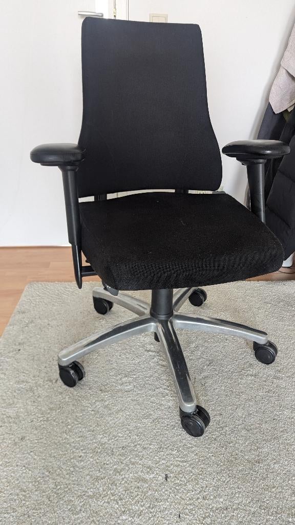 BMA Axia Ergonomic Office Chair – Very Good Condition, Ophalen, Zwart, Zo goed als nieuw, Bureaustoel