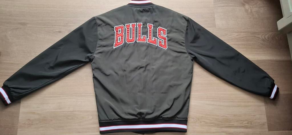 Nieuw! Zomerjas maat S - Chicago Bulls, Ophalen of Verzenden, Nieuw, Maat 46 (S) of kleiner, Groen