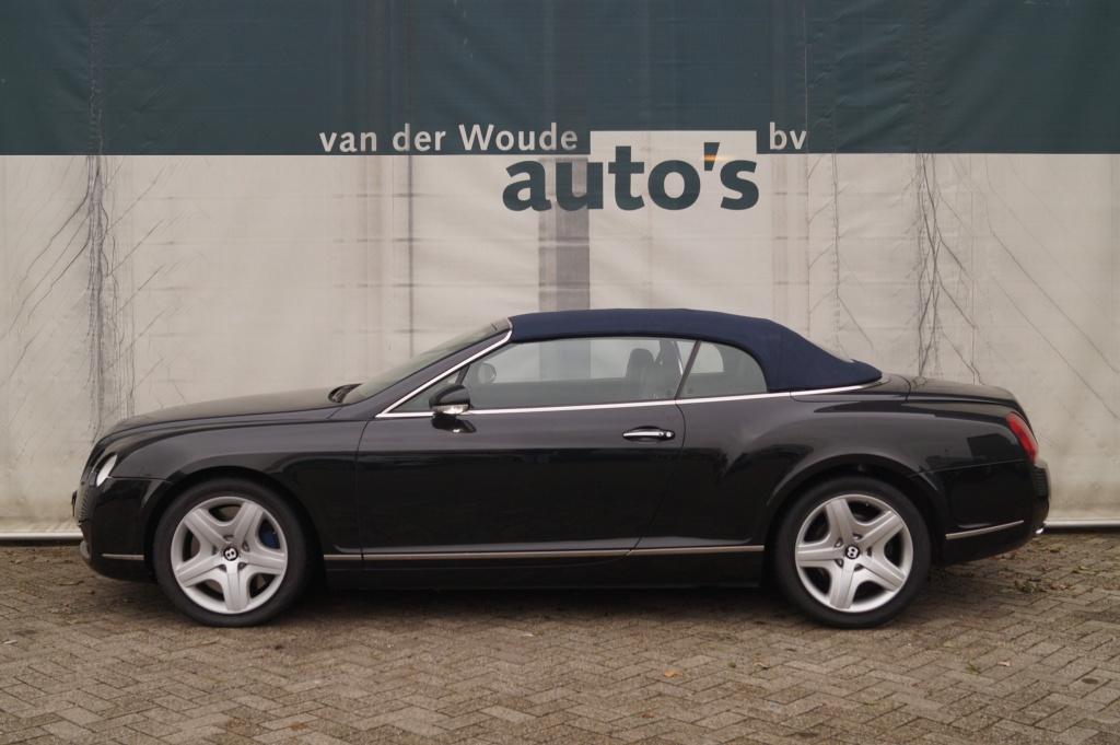 Bentley Continental GTC 6.0 W12 560pk -LEER-NAVI-ECC-PDC-, Auto's, Bentley, Automaat, Gebruikt, Zwart, Bedrijf