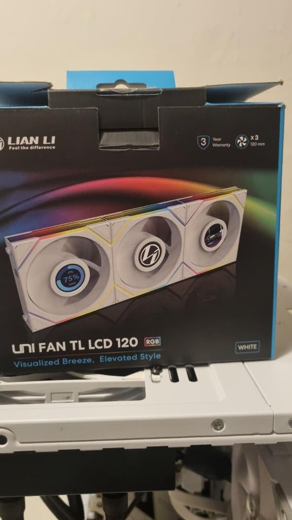 Lian Li UNI FAN TL LCD 120 RGB (3 stuks) - Ruilen mogelijk, Computers en Software, Ophalen of Verzenden, Zo goed als nieuw