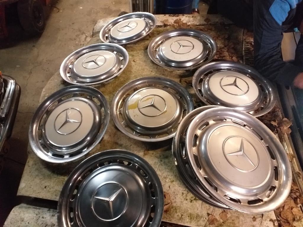 Mercedes oldtimers stalen en kunststof wieldoppen, Ophalen of Verzenden, Gebruikt