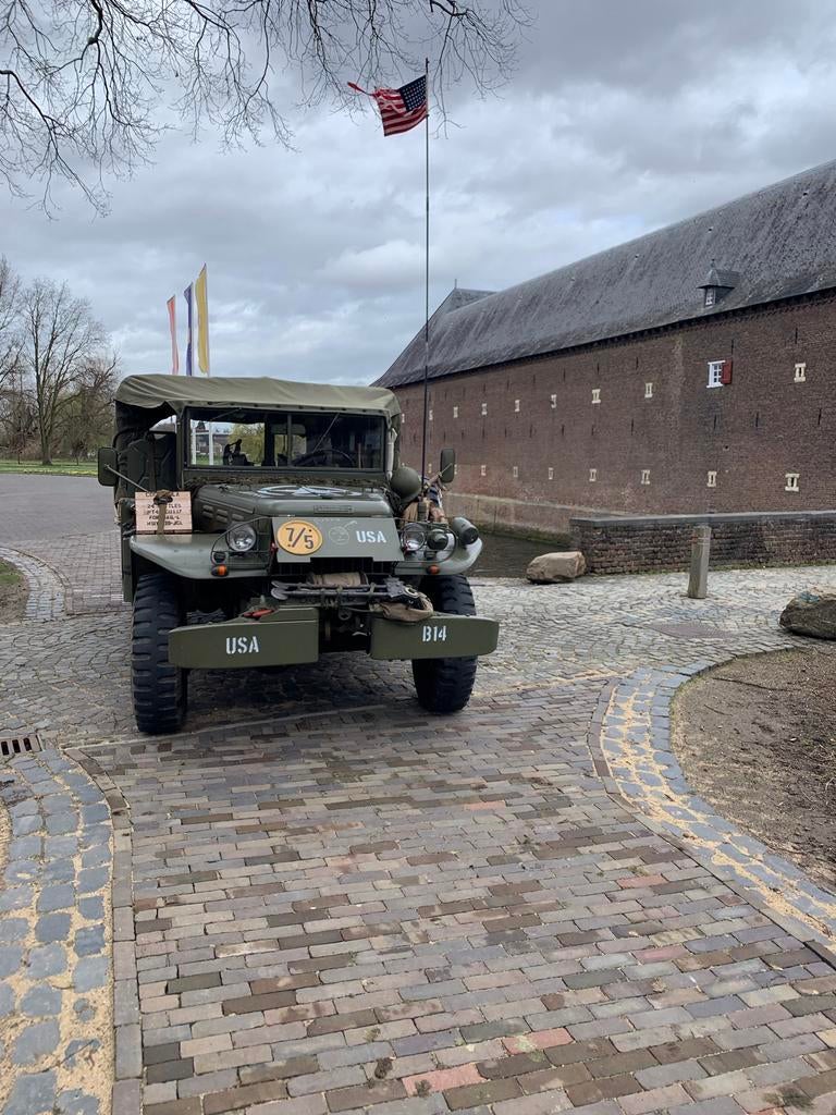 Te huur WW2 oldtimer Dodge auto gala communie huren huwelijk, Ophalen
