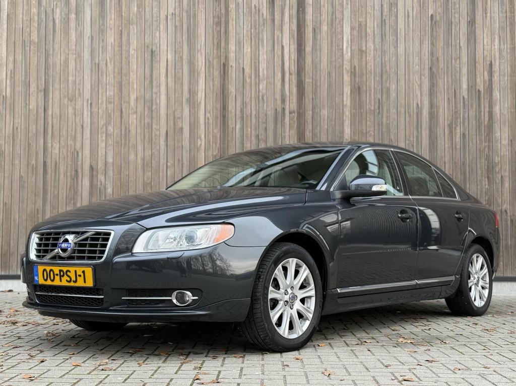 Volvo S80 2.0 T5 241pk Momentum | BI-Xenon Koplampen| NL-Aut, Euro 5, 4 cilinders, Navigatiesysteem, 1499 kg