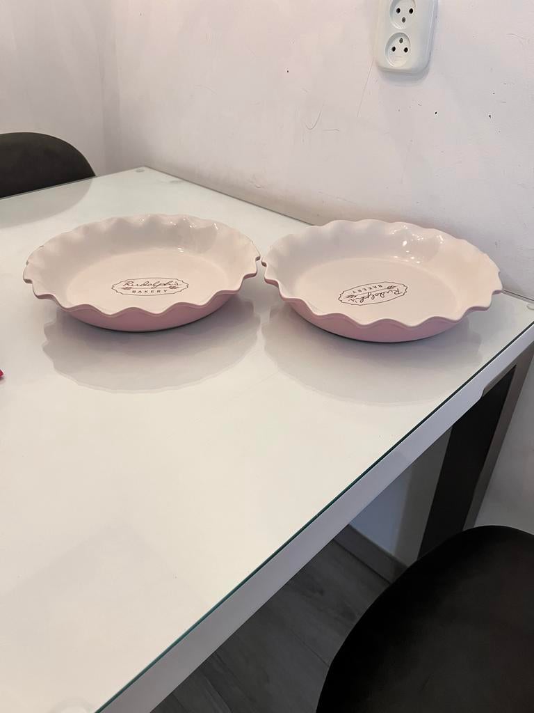 Rudolph's Bakery ovenschaal, Overige typen, Ophalen of Verzenden, Zo goed als nieuw, Roze