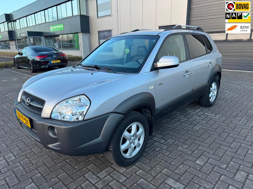 Hyundai Tucson 2.7i V6 4WD Style, Automaat, Gebruikt, 2656 cc, Bedrijf
