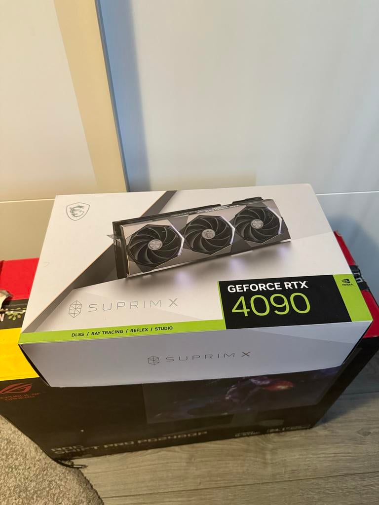 MSI GeForce RTX 4090 Suprim X, GDDR6, PCI-Express 4, Ophalen of Verzenden, Zo goed als nieuw